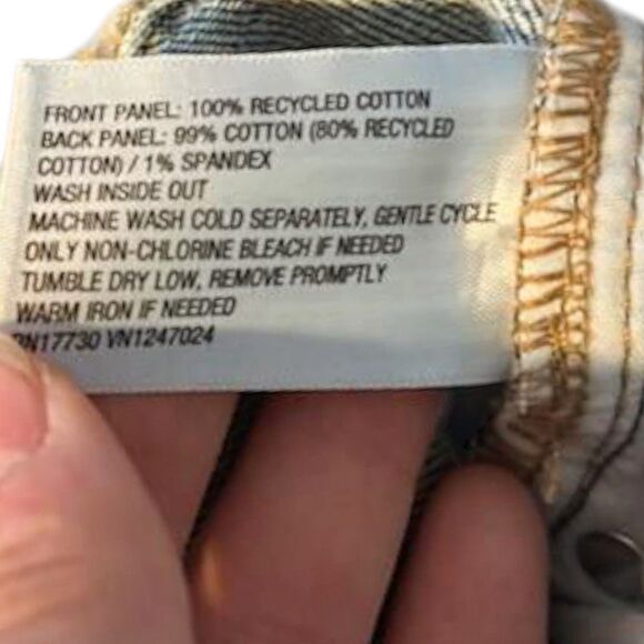 NWT Wild Fable Jeans 17 EasyRigid 90s Relaxed Crop Wide Leg Raw Hem Medium Wash - Picture 8 of 9